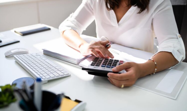 Maintaining Accounting Records services in dubai